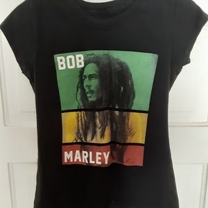 Bob Marley t-shirt